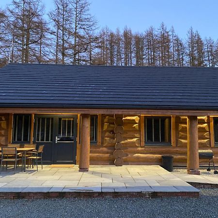 Ewes Water Log Cabins Langholm Exteriér fotografie